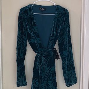 Teal Blue Modern Long Sleeve Velvet Dress